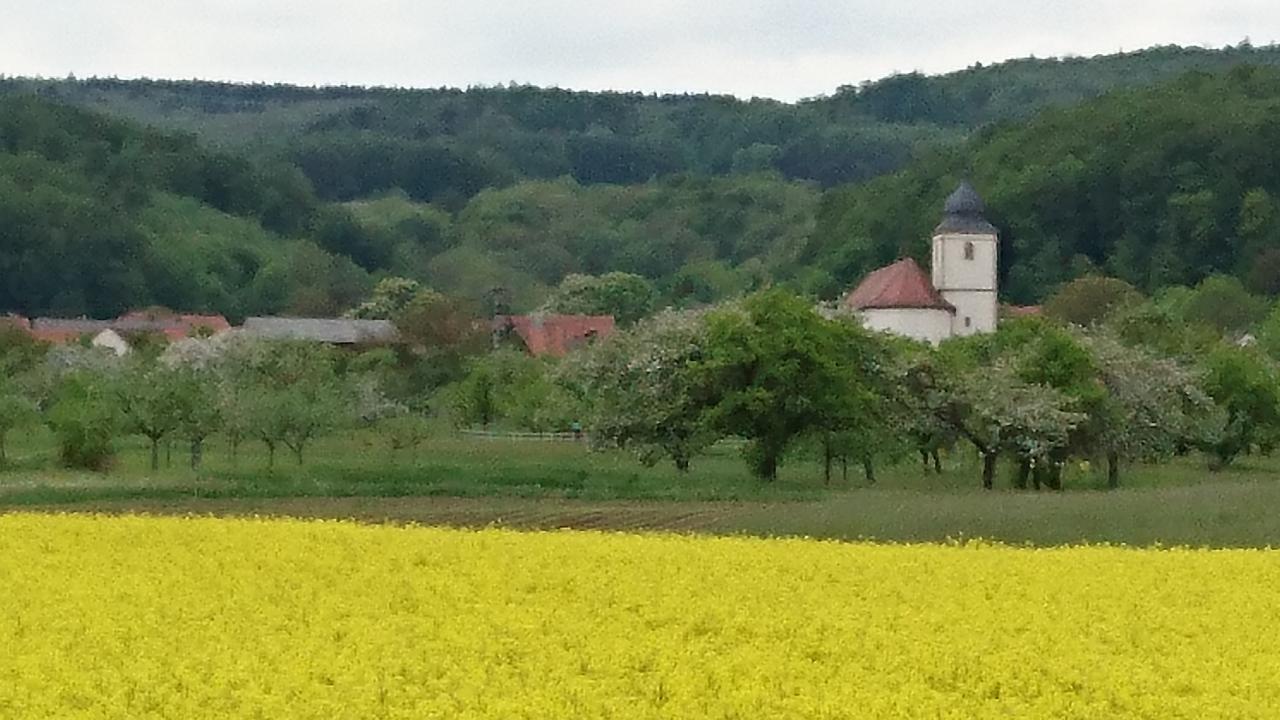 Vom Bahratal Hausen (Rhon-Grabfeld)